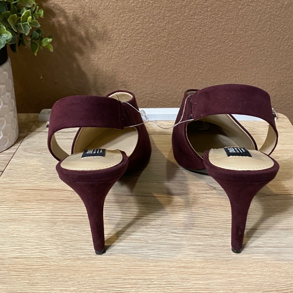 Jones New York Suede Chloe Maroon Heels Size 8.5 - Picture 7 of 10